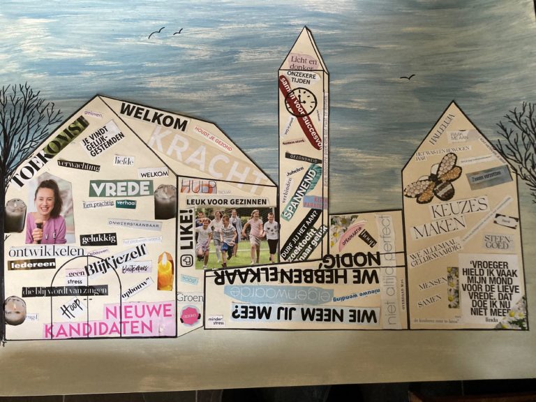 Dit is het resultaat van afgelopen startweekend. Deze komt in de hal van de wingerd te hangen. Dit hebben we samen met de gemeenteleden gemaakt. Iedere groep een deel van de kerk beplakken met woorden plaatjes uit tijdschriften over de toekomst van de kerk.